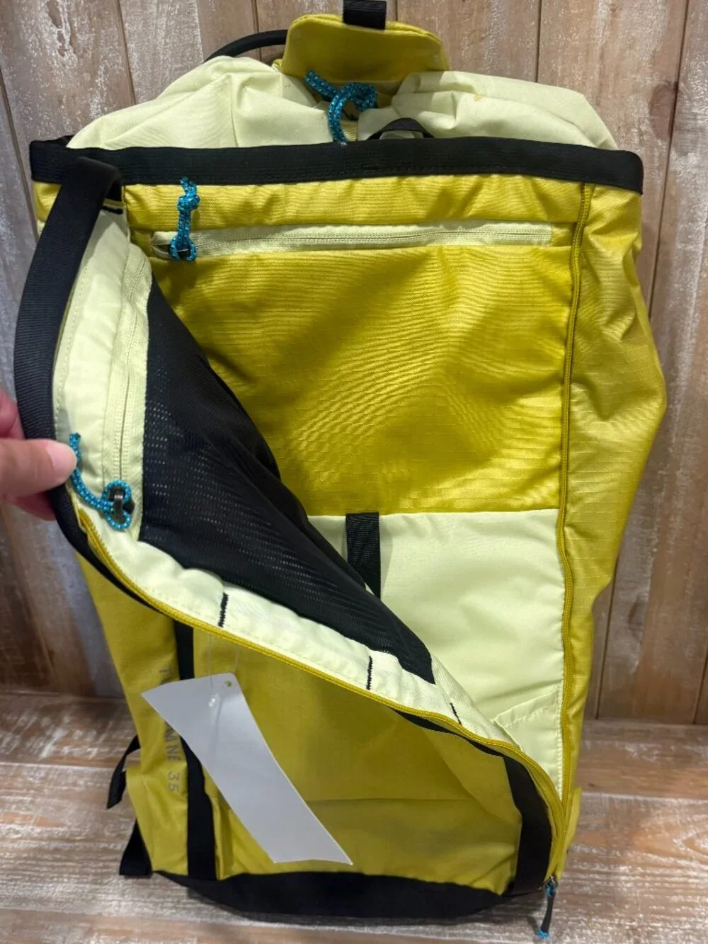 Mountain Hardwear Tuolumne 35L Unisex Backpack Yellow Utility Hiking Outdoor New